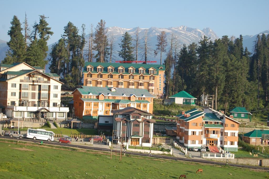 Hotel Zahgeer Continental Gulmarg Luaran gambar