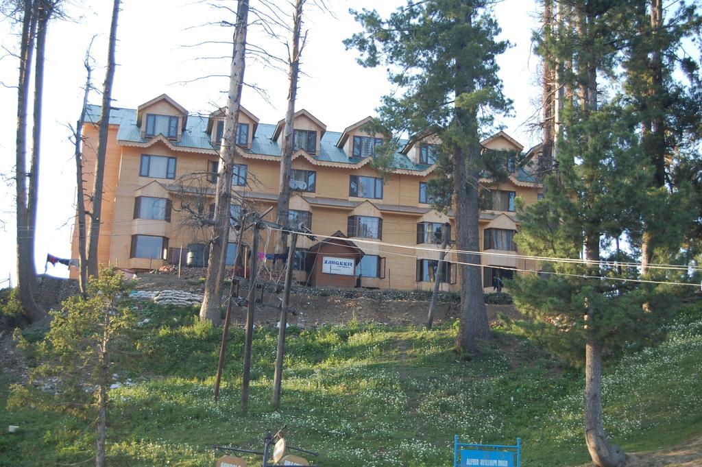 Hotel Zahgeer Continental Gulmarg Bilik gambar