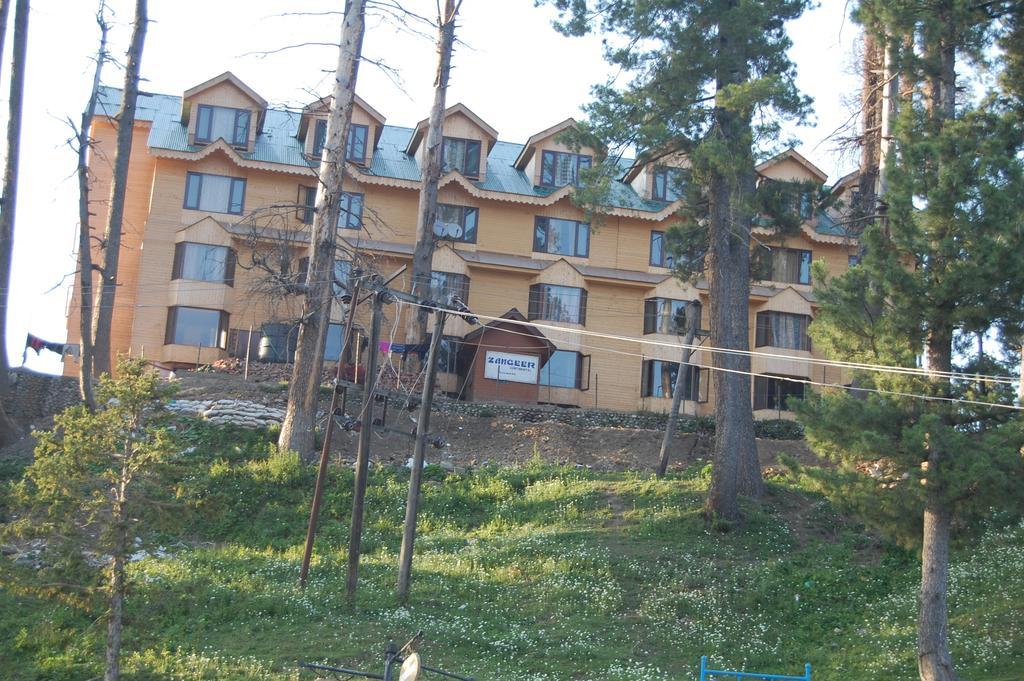 Hotel Zahgeer Continental Gulmarg Bilik gambar