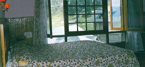 Hotel Zahgeer Continental Gulmarg Luaran gambar